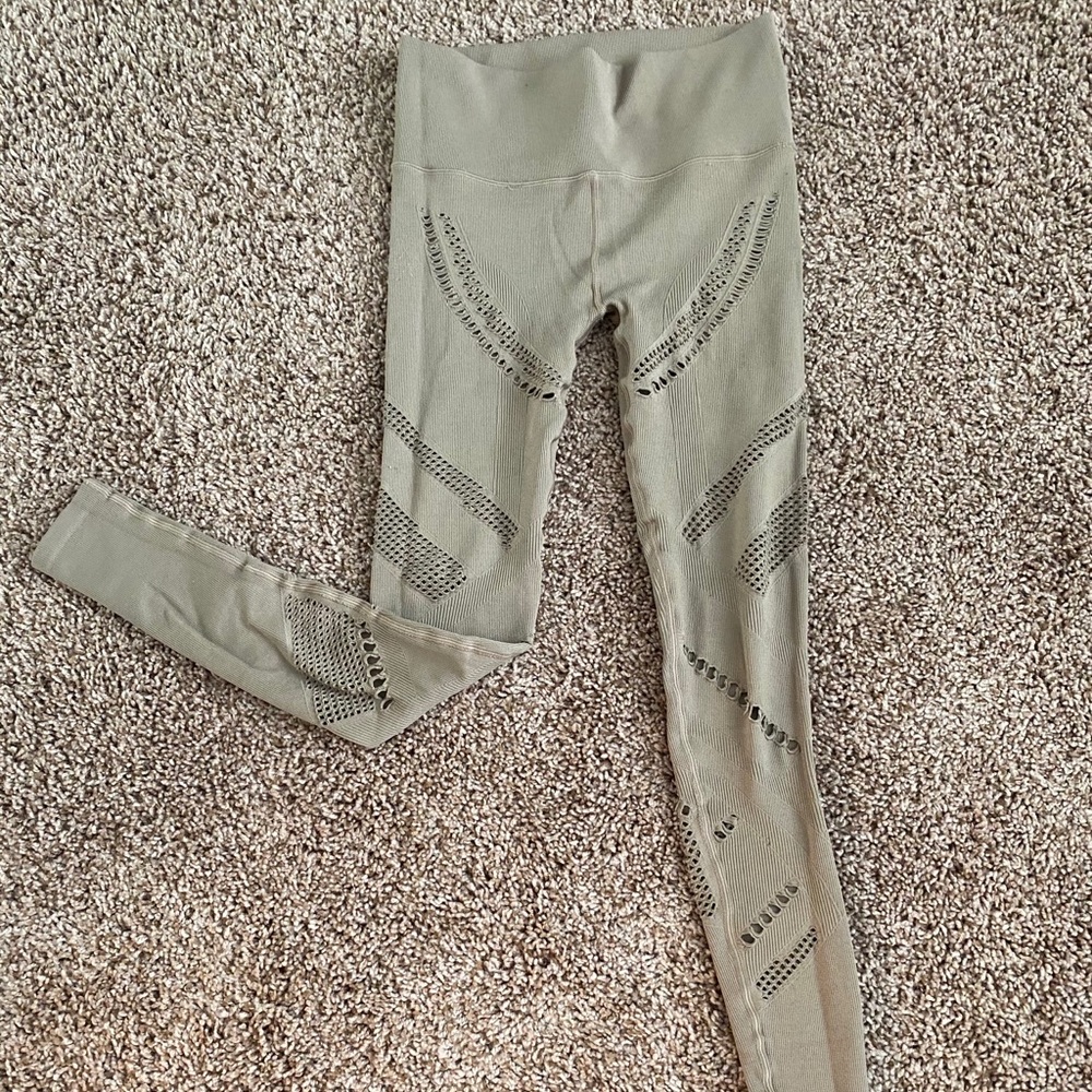 ALO Radiance Seamless Leggings